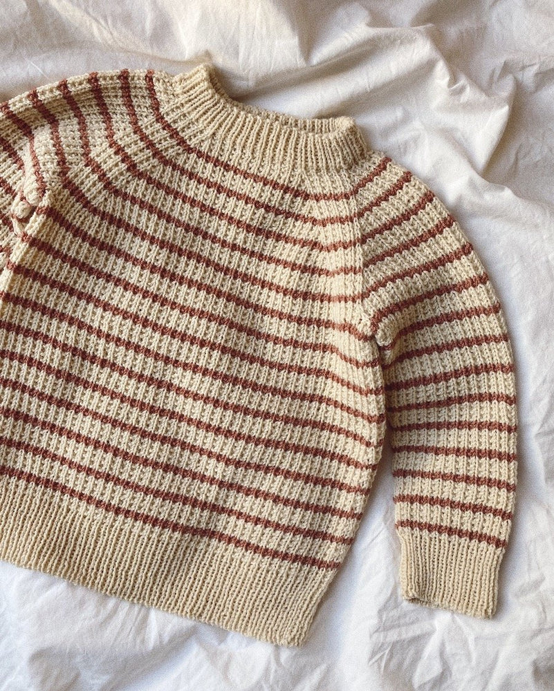 Friday Sweater Mini - Papir - PetiteKnit - Garntopia