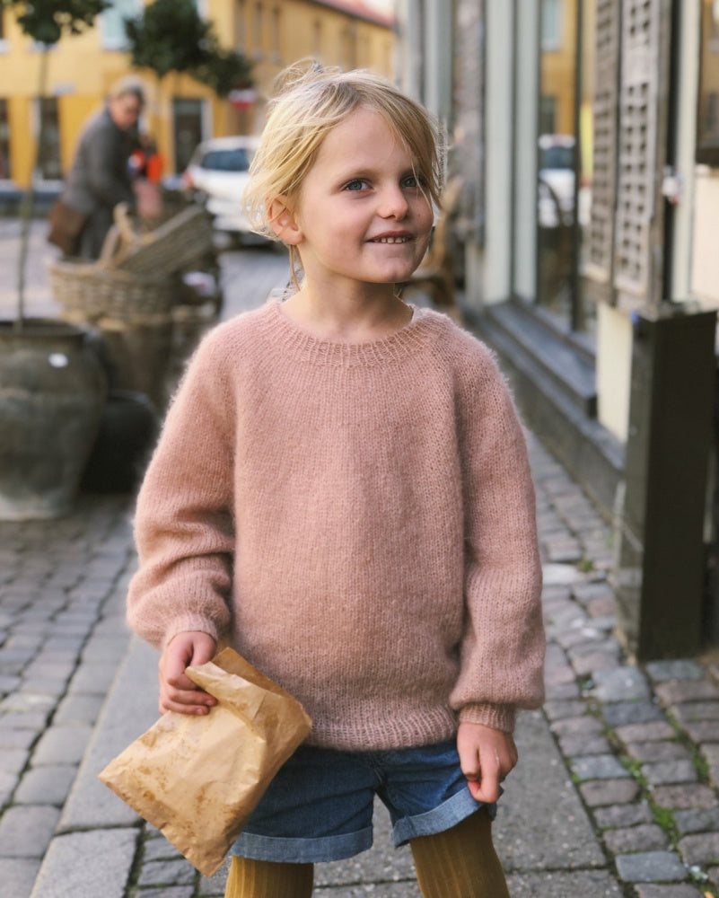 Novice Sweater Junior - Mohair edition - Papir - PetiteKnit - Garntopia