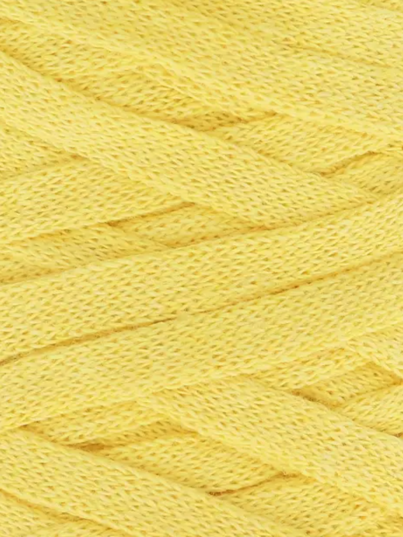 Lemon Yellow -	Ribbon XL Solid - Hoooked Yarn - Garntopia