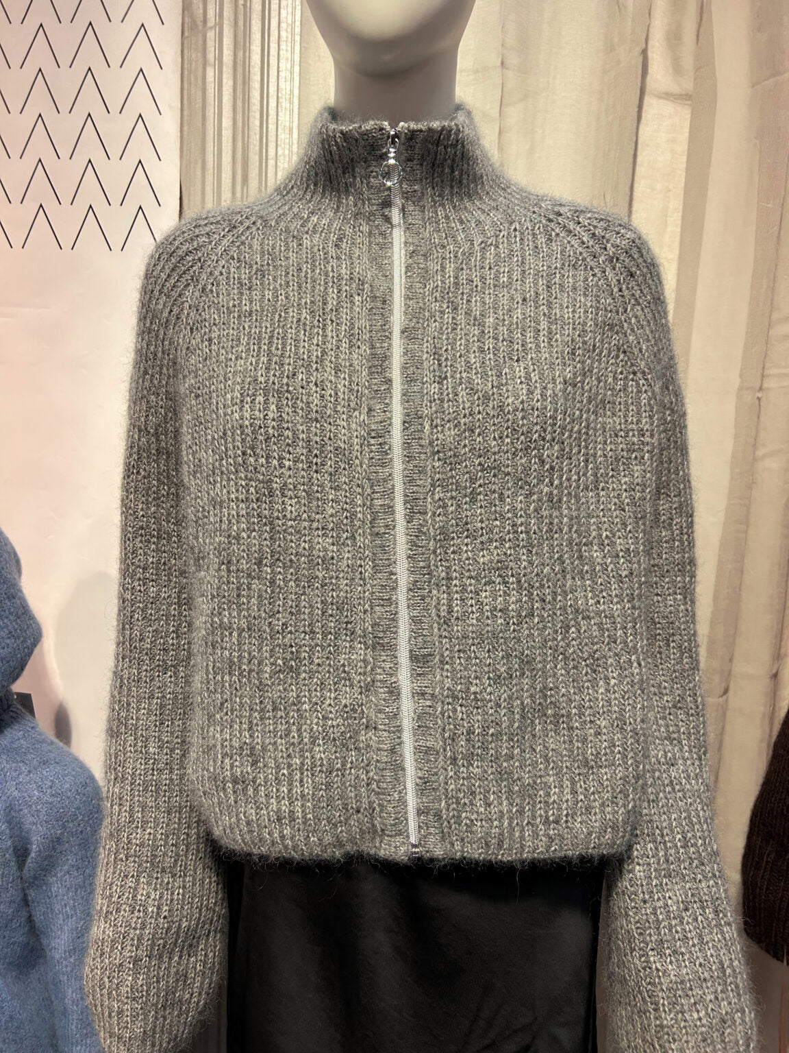 Glidelås 65 cm - delbar -  Lurex sølv - Villy Jensen - Garntopia