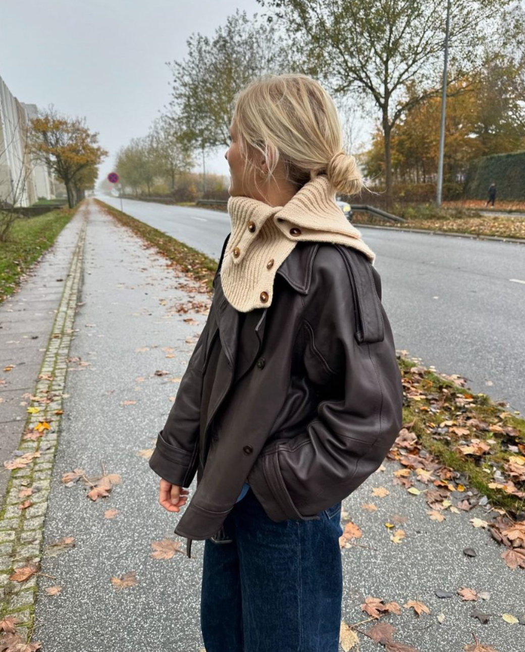 November Neck - Papir - PetiteKnit - Garntopia