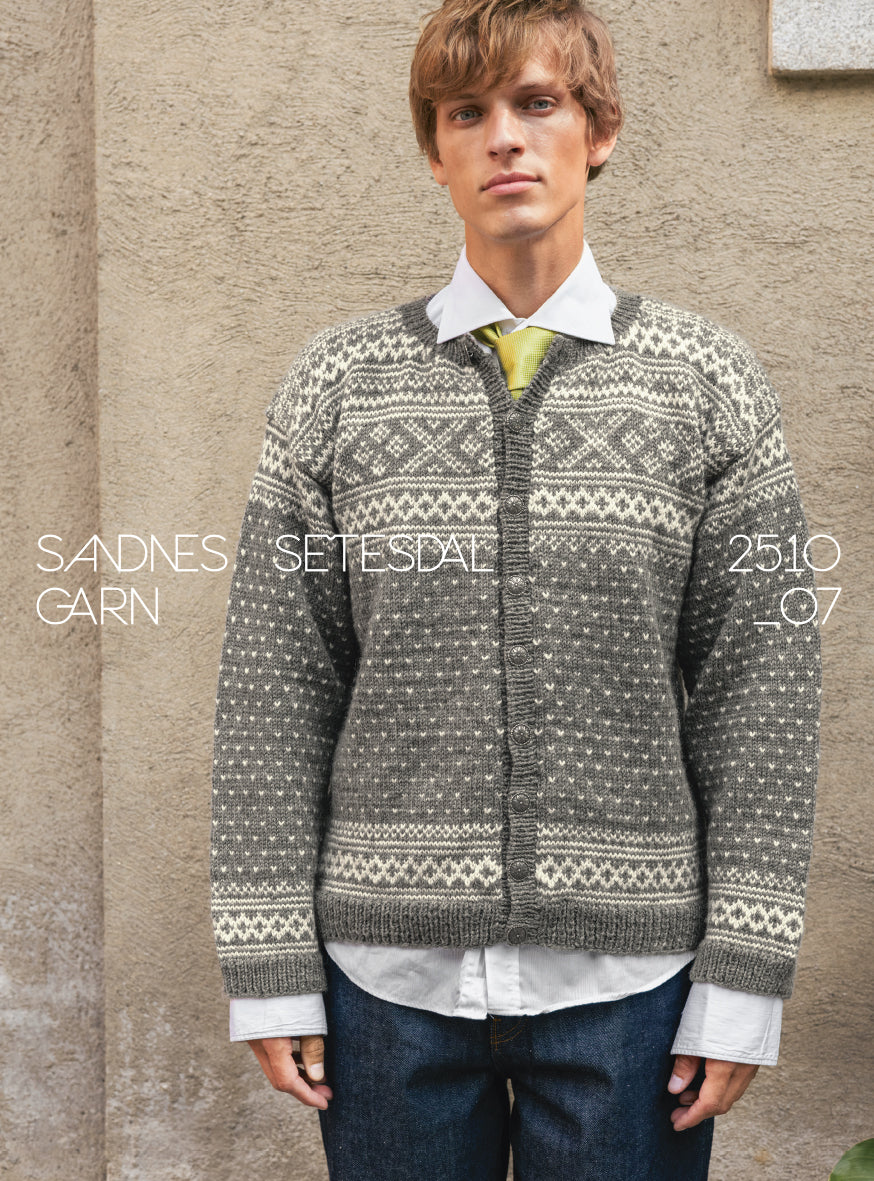 2510 - Norske Ikoner Voksen - NR. 7 SETESDALKOFTE HERRE - Sandnes garn - Garntopia