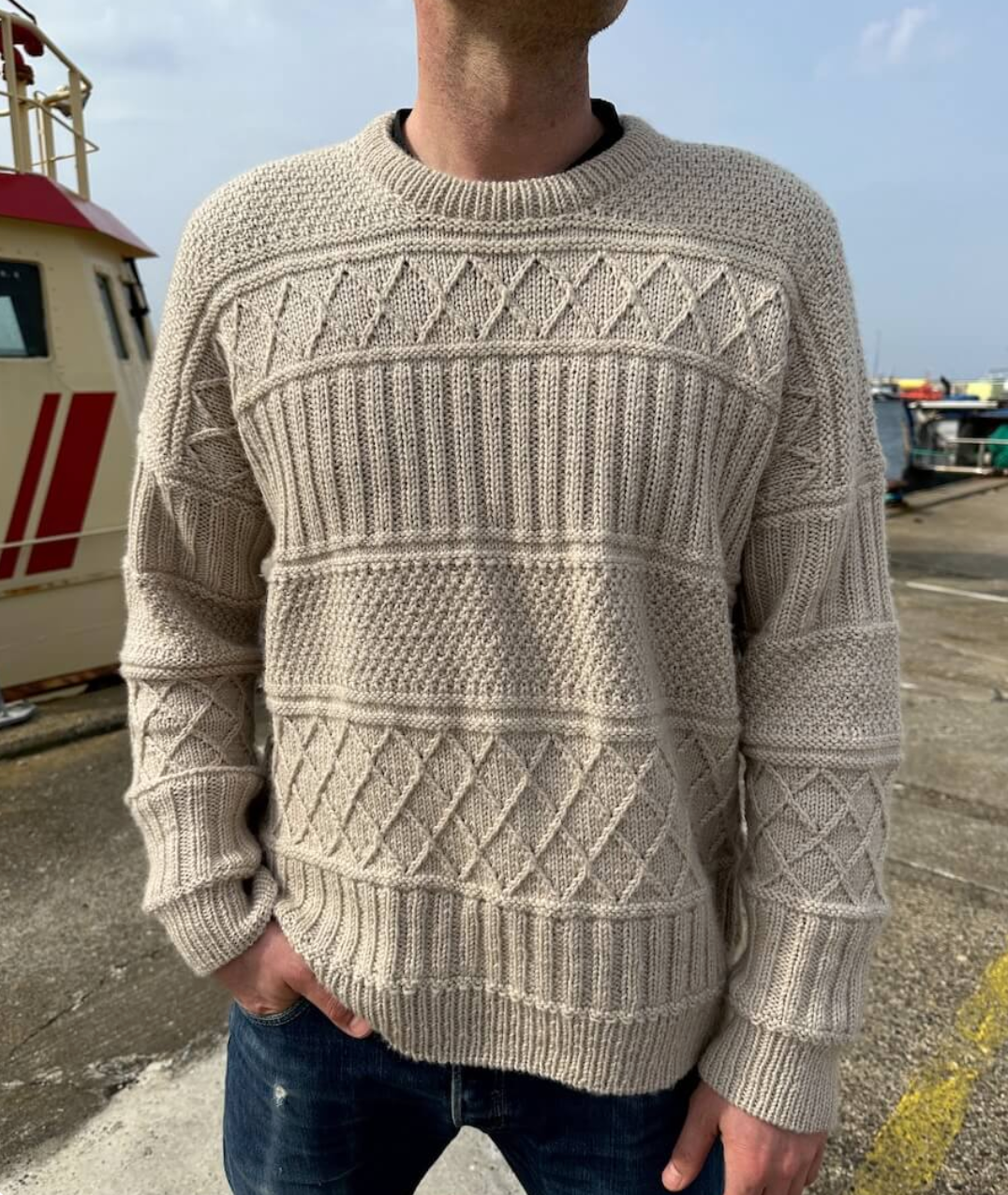 Ingrid Sweater Man - Papir - PetiteKnit - Garntopia