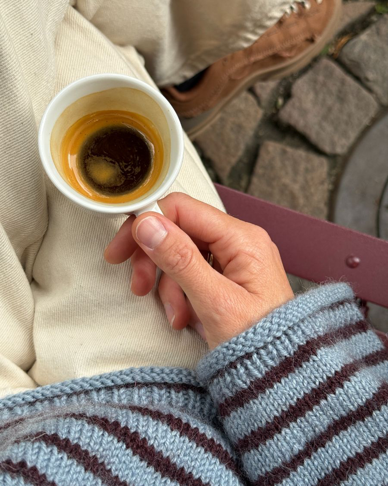 Frankie Sweater - Papir - PetiteKnit - Garntopia