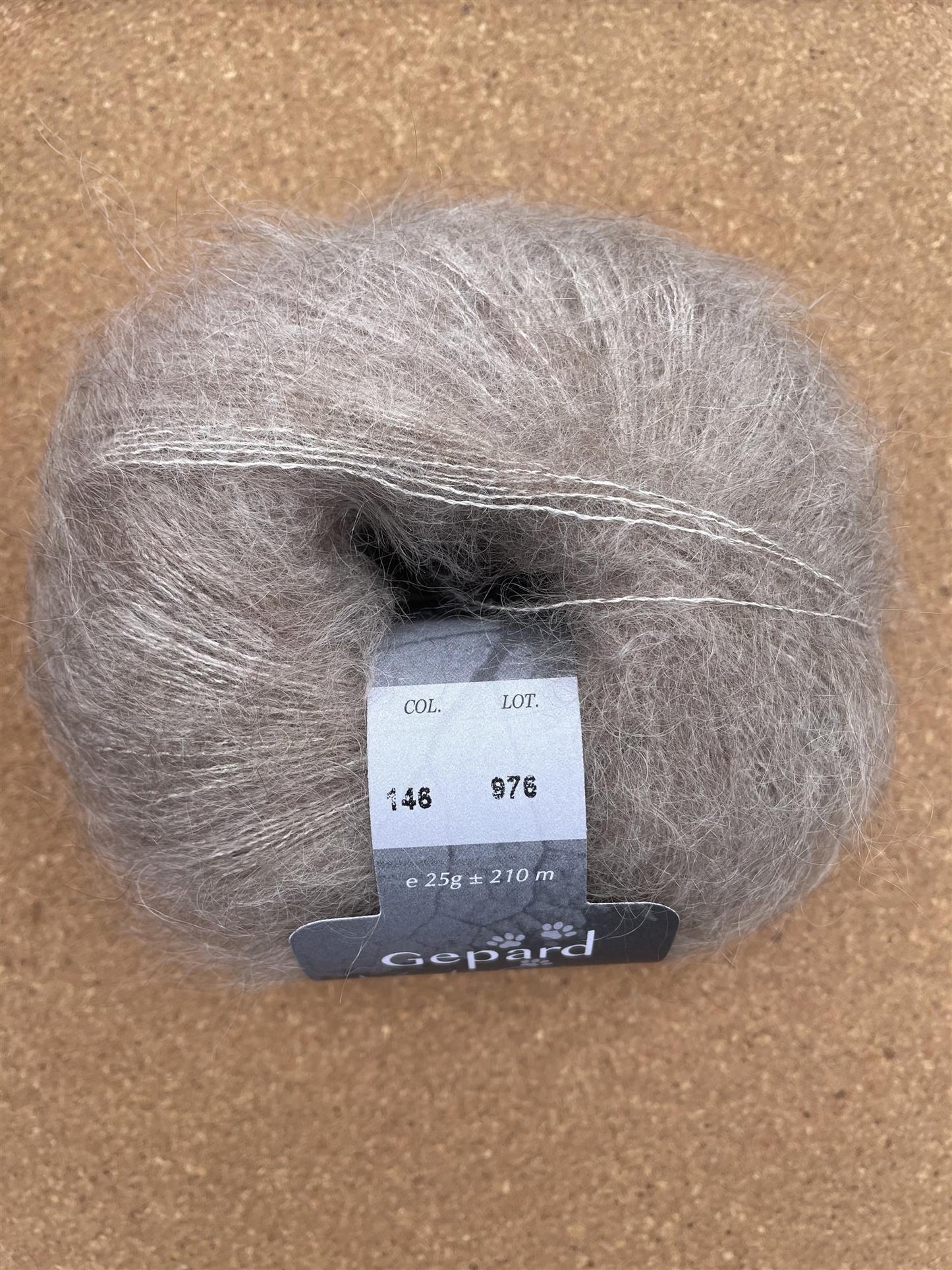 146 Den Gode Fe - Kid Seta Tweed - Gepard Garn - Garntopia