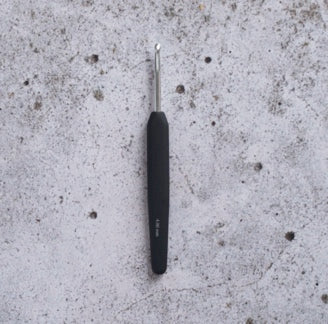 KnitPro Crochet hook aluminum - Soft grip - 8 mm