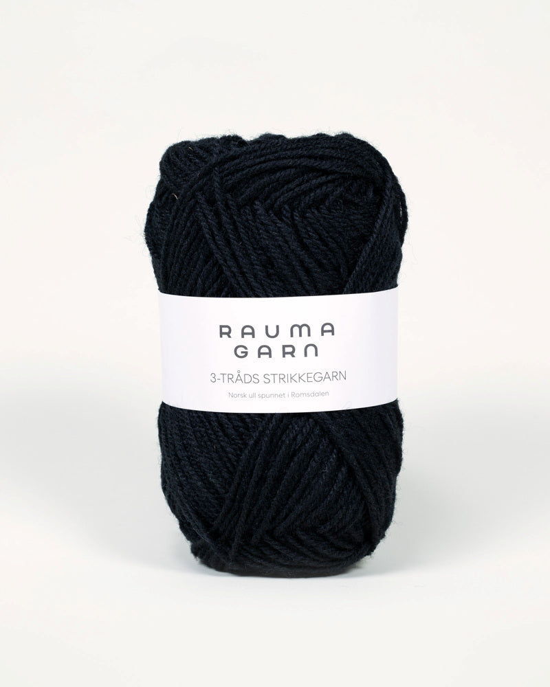 136 Svart -	3-tr Strikkegarn - Rauma Garn - Garntopia