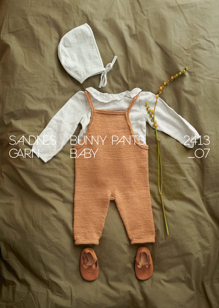 2413 - Myk start - Nr. 7  Bunny Pants Baby - Sandnes garn - Garntopia