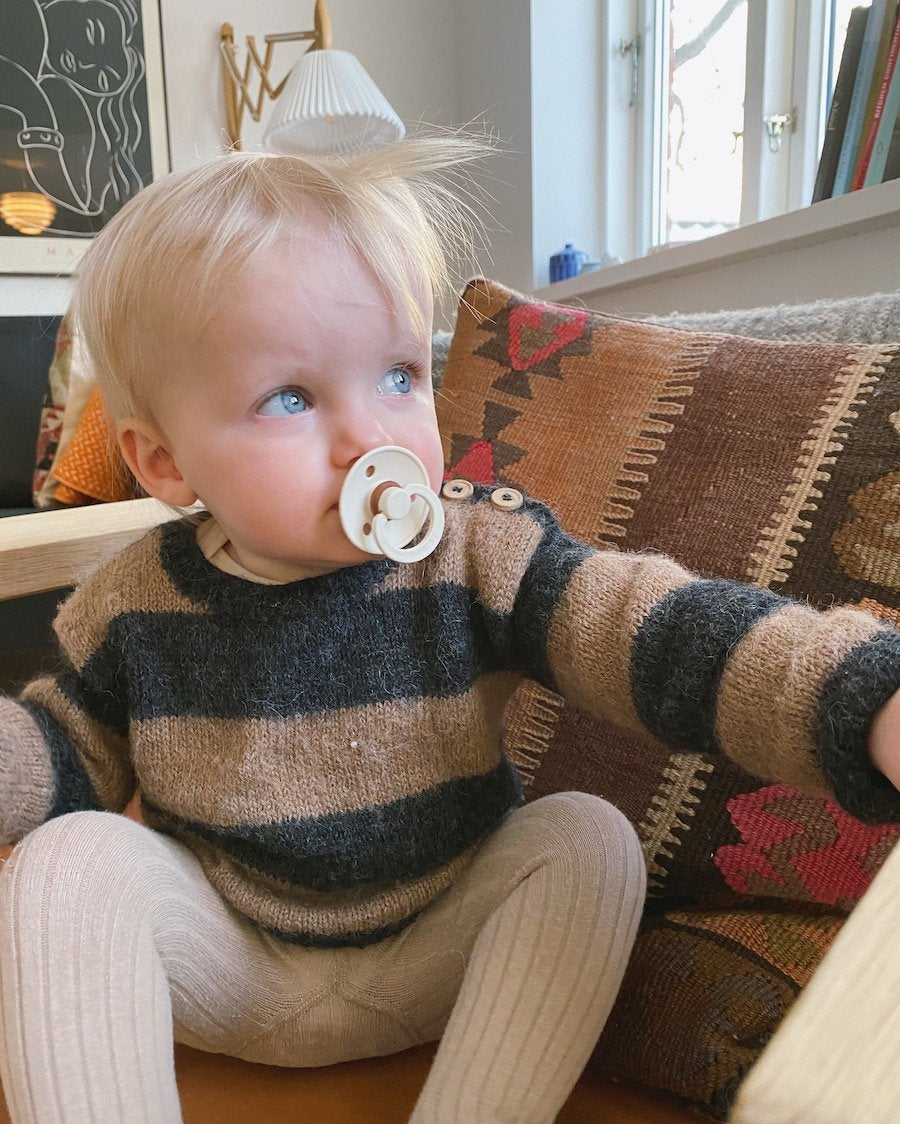 Wilfreds Trøye - Papir - PetiteKnit - Garntopia