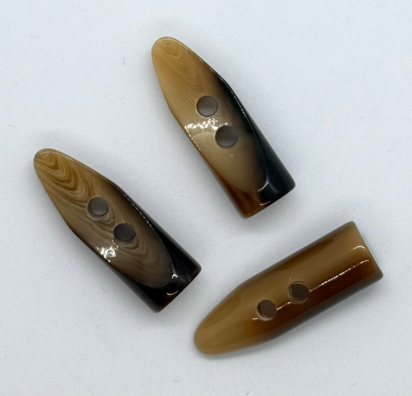 Duffelknapp Polyester, Lys brun - 45 mm - NEWOLD COMPANY - Garntopia