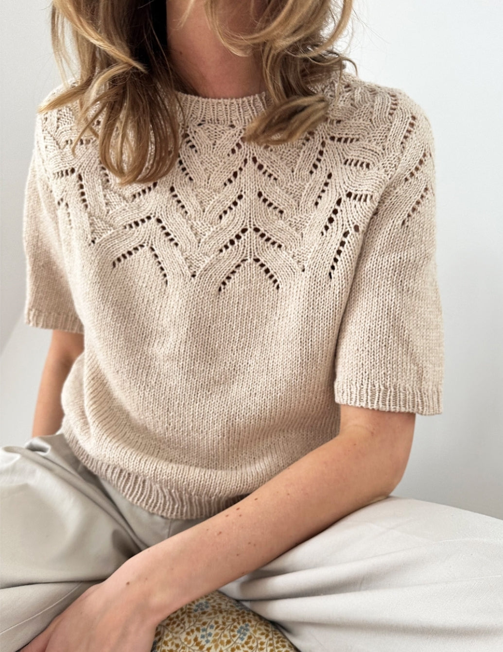 Le Knit - Tulipan Tee - Papir - Lene Holme Samsøe - Garntopia