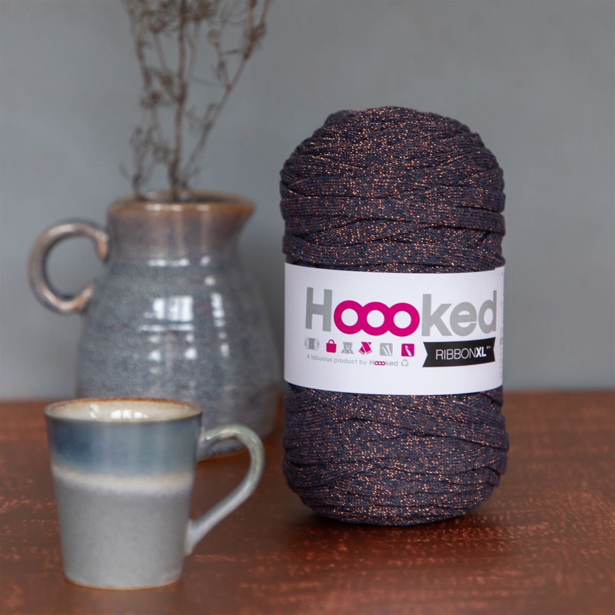 Stardust Bronze -	Ribbon XL Lurex - Hoooked Yarn - Garntopia