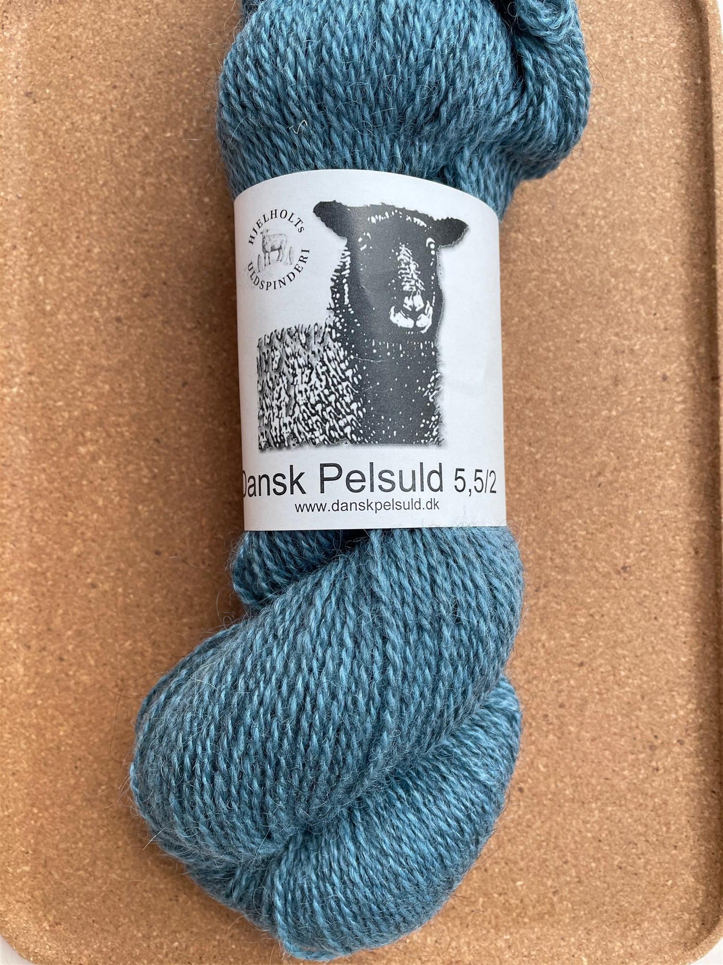 33 Petrol  - Dansk pelsuld 5,5/2 - Hjelholt - Garntopia