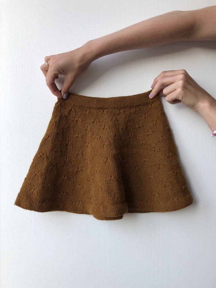 Løvetannskjørt - Papir - PetiteKnit - Garntopia