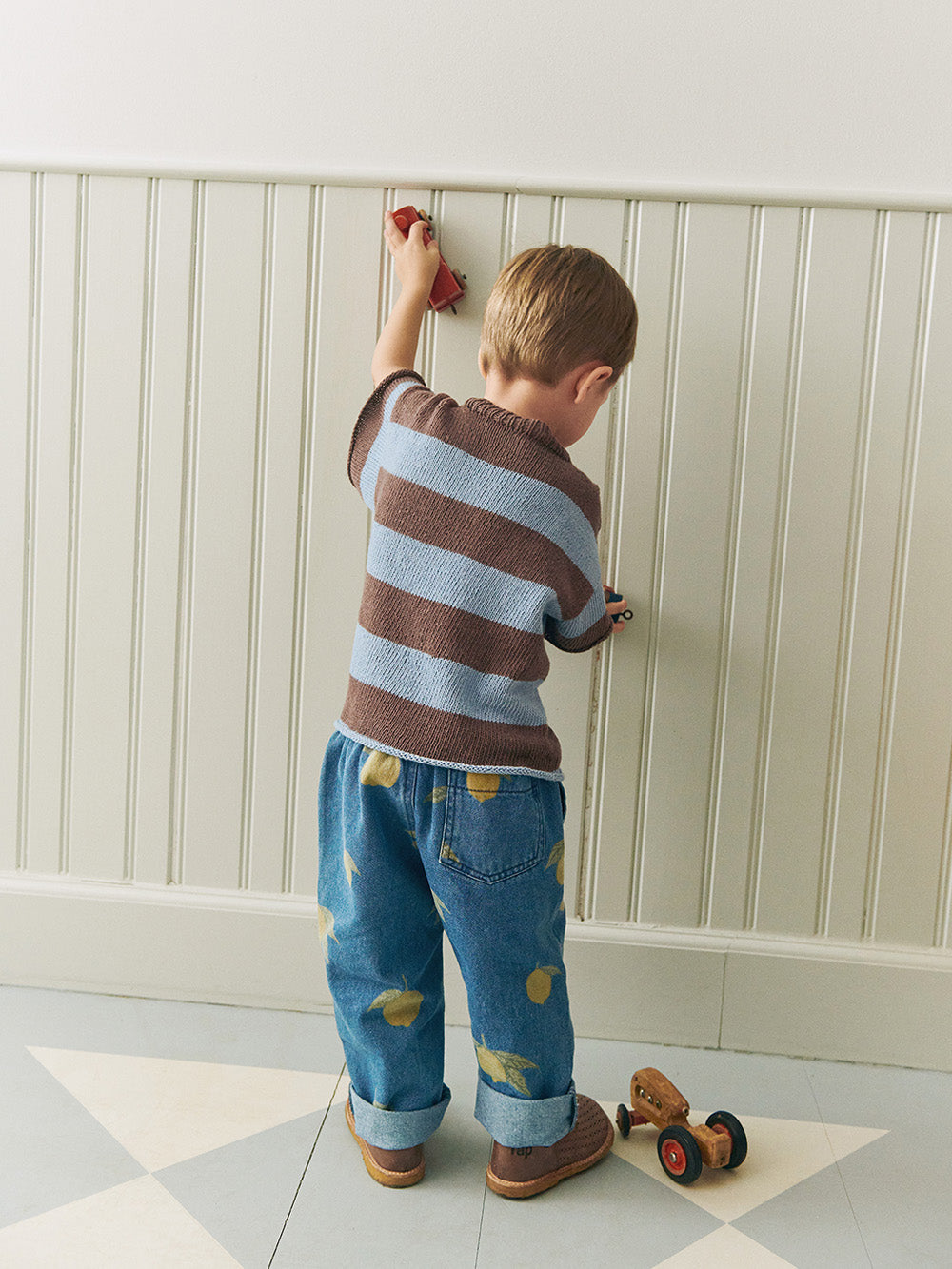 2603 - Sommerbarn og Baby - NR 6 ROWAN TEE JUNIOR - Sandnes garn - Garntopia