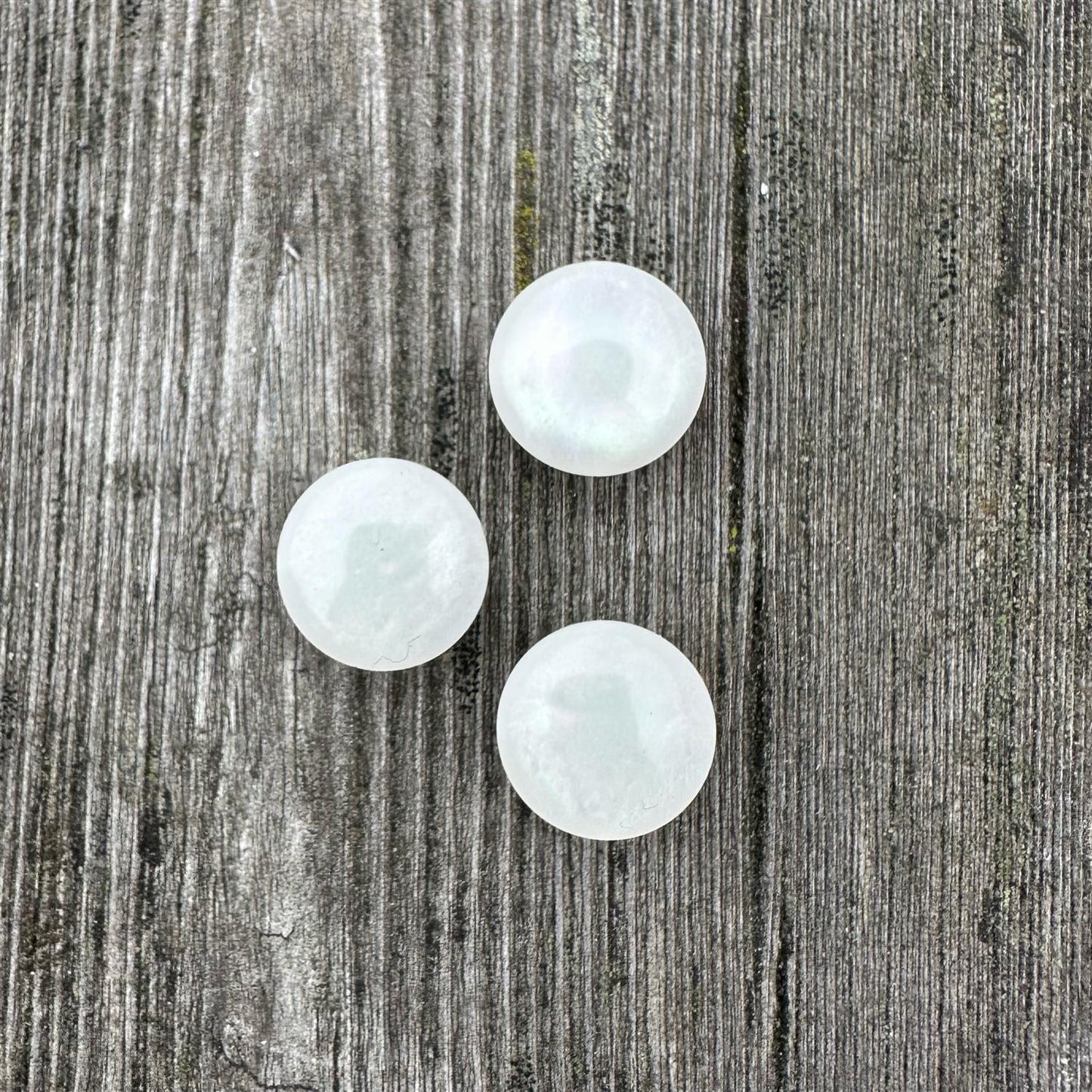 Plastknapp - perlehvit - 13 mm - Ukjent - Garntopia