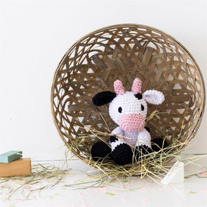 DIY Cow Kirby Heklekit - Hoooked Yarn