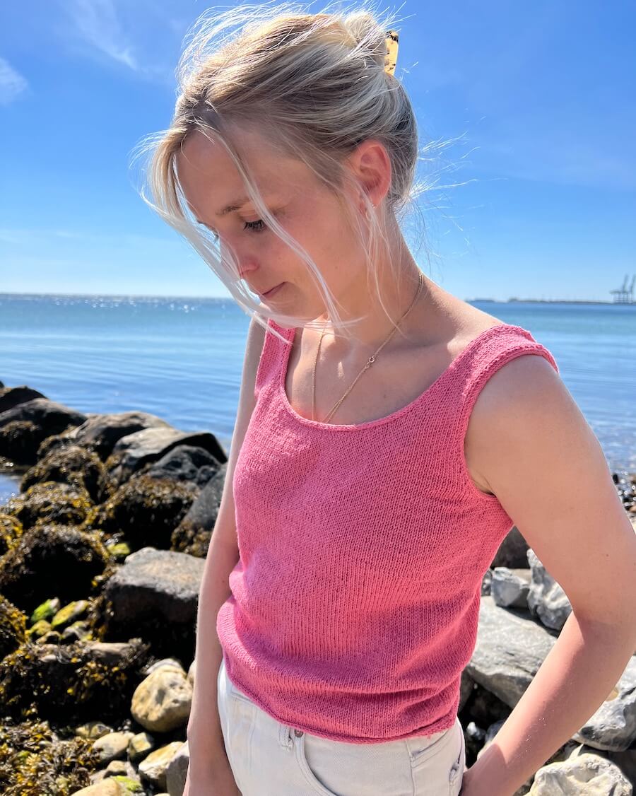 June Top  Light - Papir - PetiteKnit - Garntopia