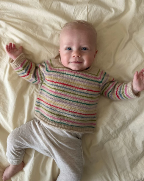 Frankie Sweater Baby - Papir - PetiteKnit - Garntopia