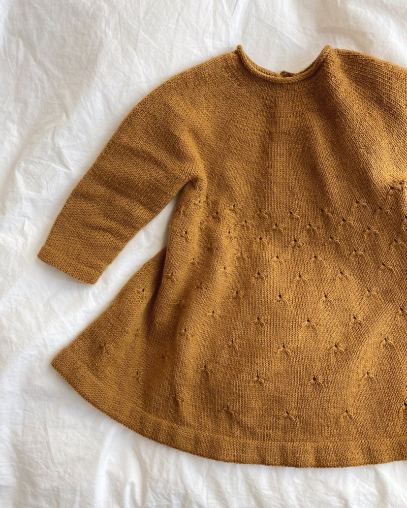 Løvetannkjole - Papir - PetiteKnit - Garntopia