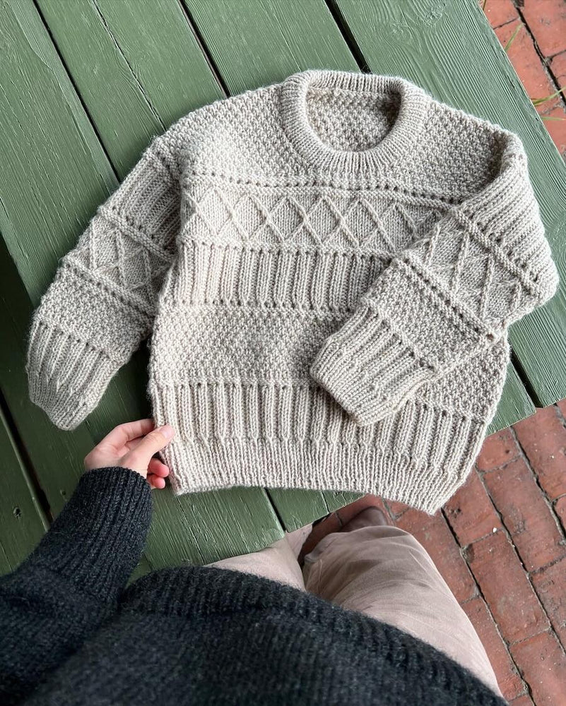 Ingrid Sweater Junior - Papir - PetiteKnit - Garntopia