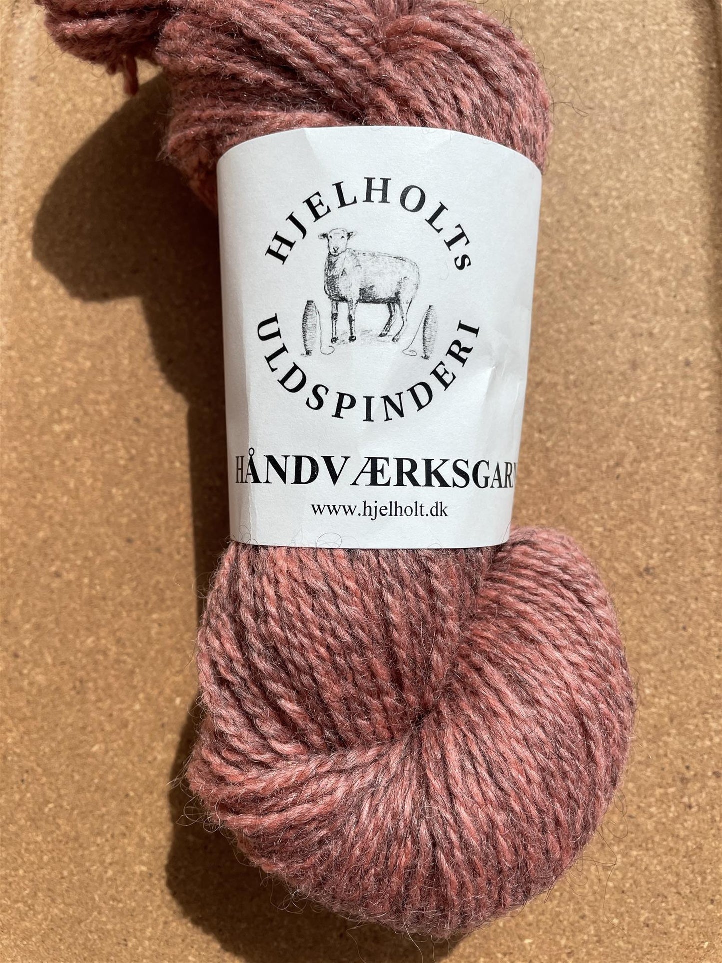 27 Fersken  -  Håndværksgarn - Hjelholt - Garntopia