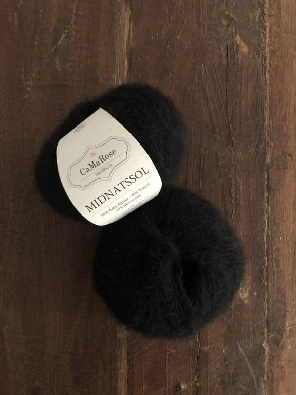 9534 Sort-  Midnatssol - CaMaRose - Garntopia