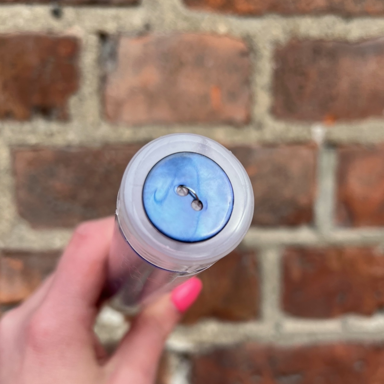 Perlemorknapp - Mørkeblå - 20 mm - Ukjent - Garntopia