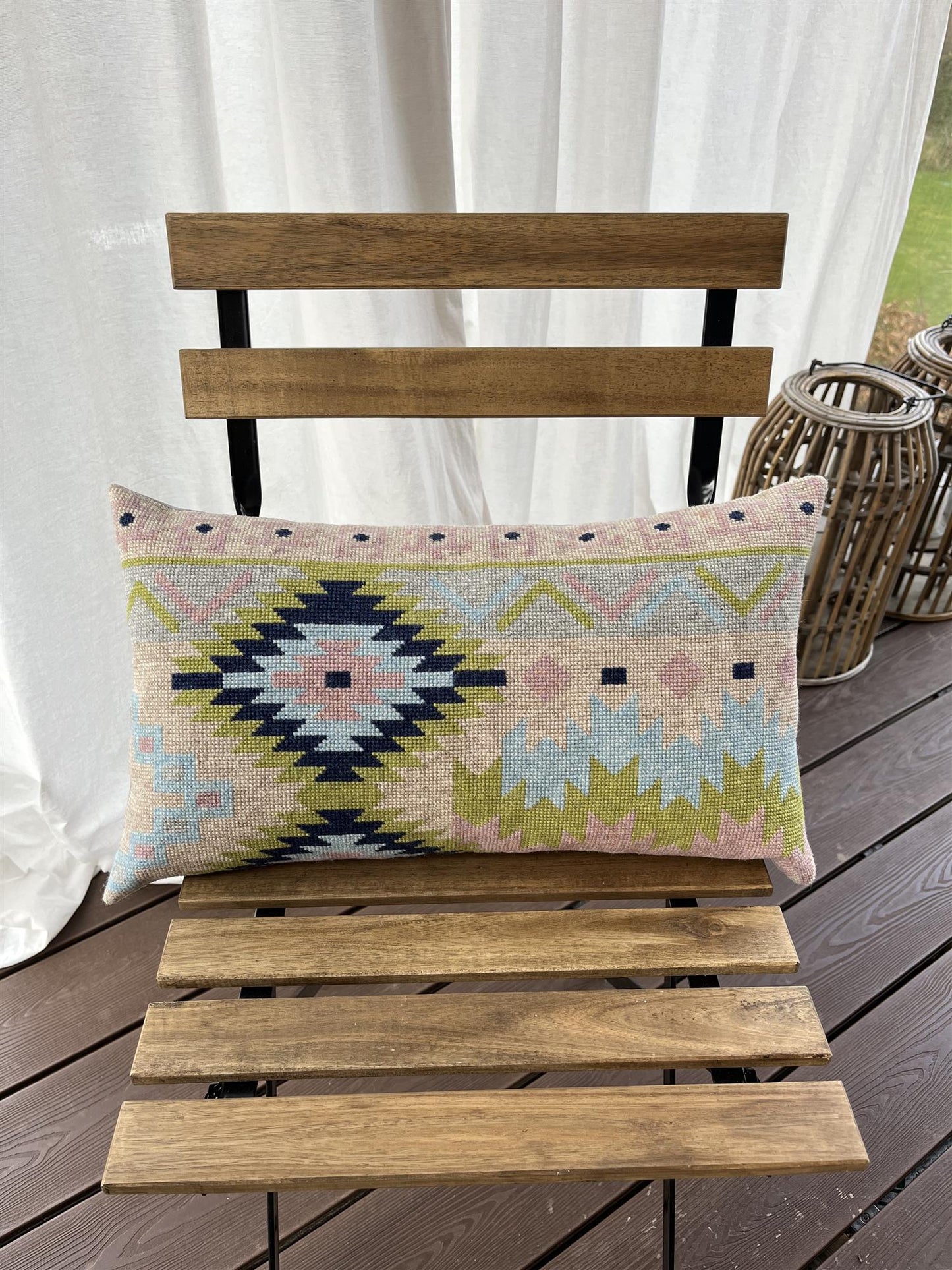 2034-1 Looks Like Kelim - pute 29x49 cm - PompStitch - Garntopia