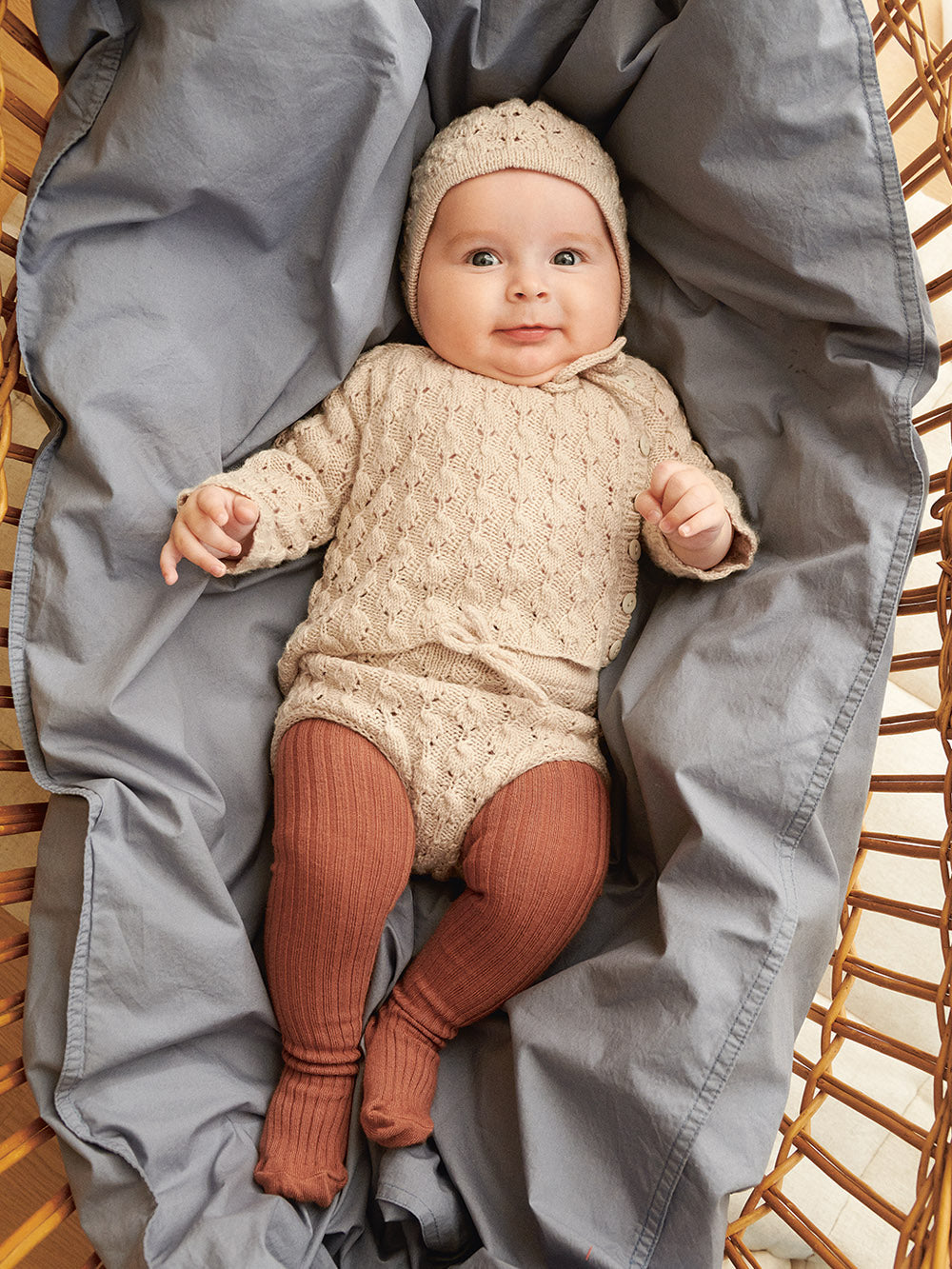 2413 - Myk start - Nr. 2 Lilja Set - Sandnes garn - Garntopia