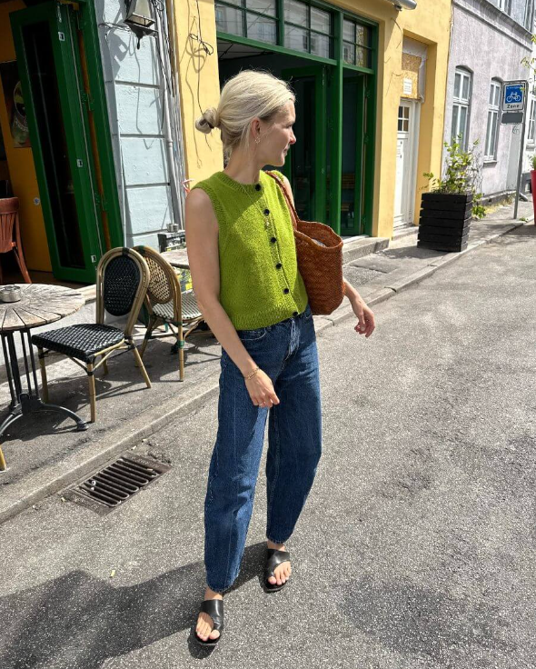 Maggie Vest - Papir - PetiteKnit - Garntopia