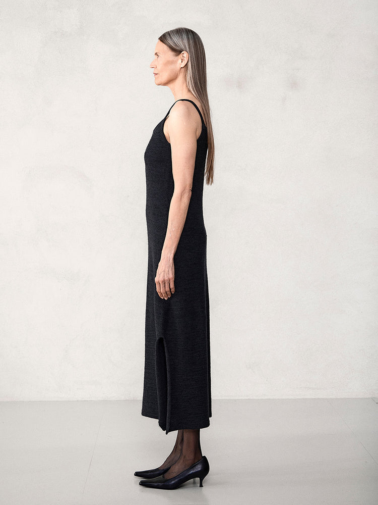 2507 - DIY - NR. 2 EMERSON Dress - Sandnes garn - Garntopia