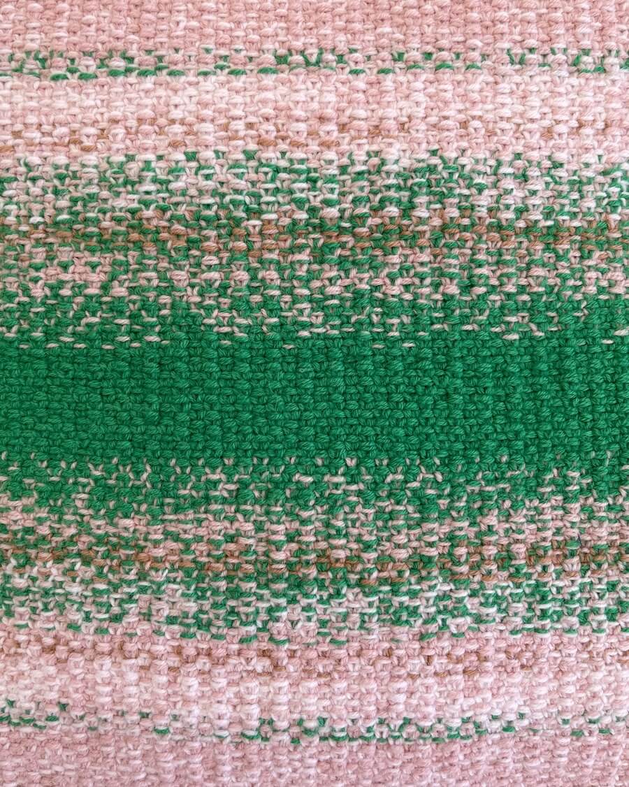 Technicolor Pillow - Papir - PetiteKnit - Garntopia