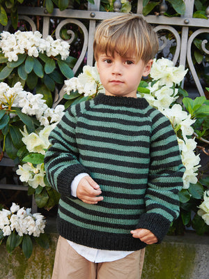 2408 - Mykt til barn - Nr. 3 SOUTH SWEATER JUNIOR - Sandnes garn - Garntopia