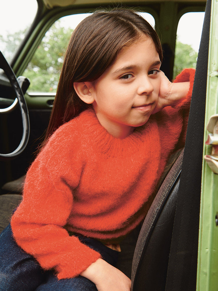 2506 - Mykt til barn - Nr. 6  Tiro Sweater Junior - Sandnes garn - Garntopia