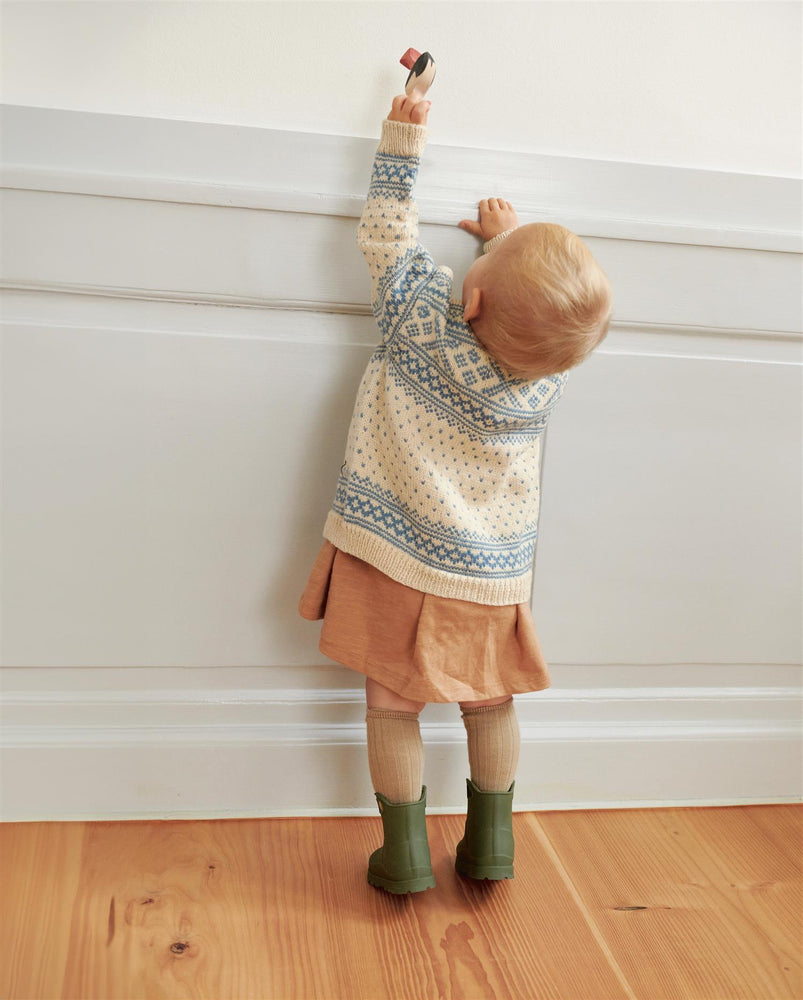 2512 - Norske Ikoner Baby - NR 1 SETESDALKOFTE BABY