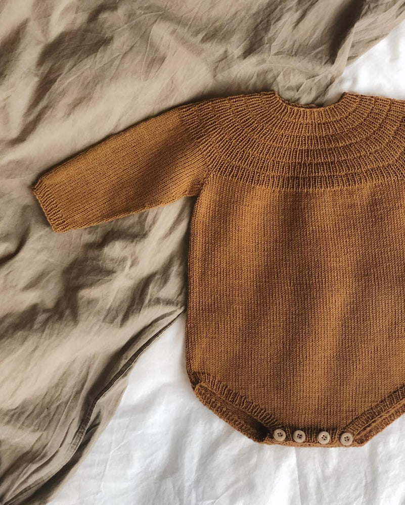 Anchor's Suit - Paper