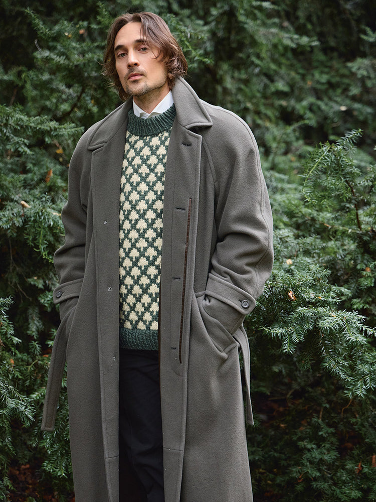 2511 - Christmas tree sweater - Nr. 3  Christmas Tree Sweater Man - Sandnes garn - Garntopia