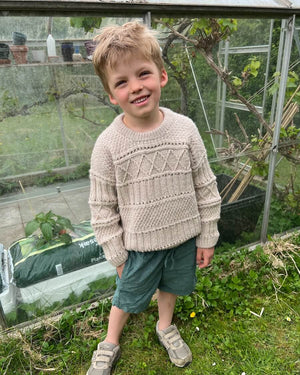 Ingrid Sweater Junior - Papir - PetiteKnit - Garntopia
