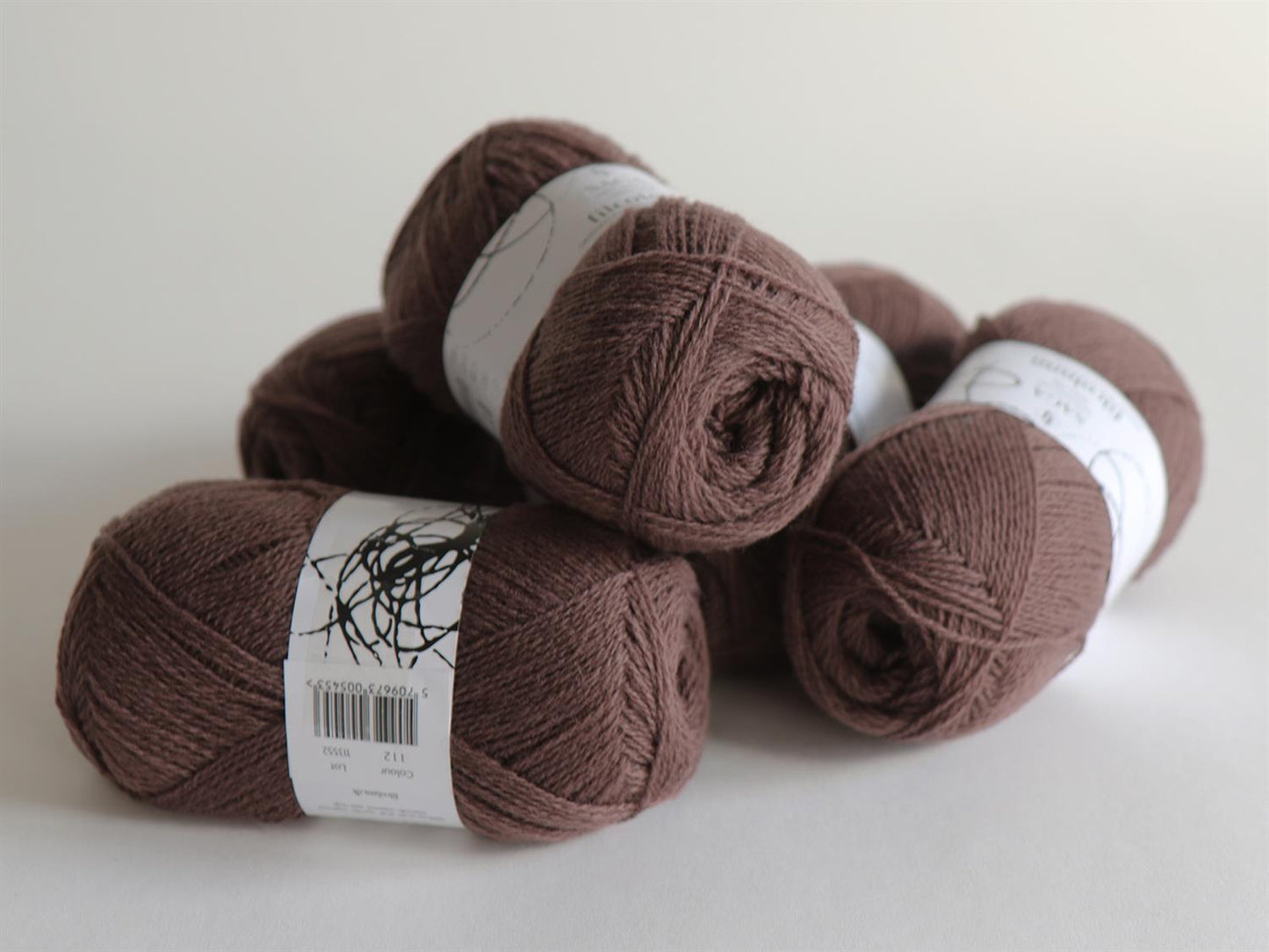 112 Truffle   - Saga - Filcolana - Garntopia