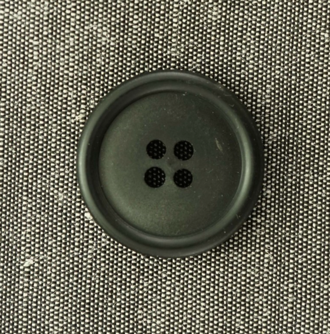 Knapp av galalitt - Sort - 18 mm - Deknofa - Garntopia