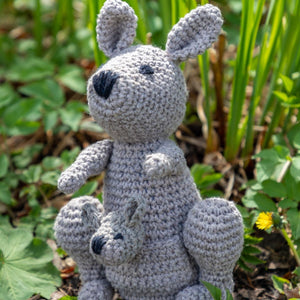 DIY Kangaroo Kayleigh Heklekit - Hoooked Yarn