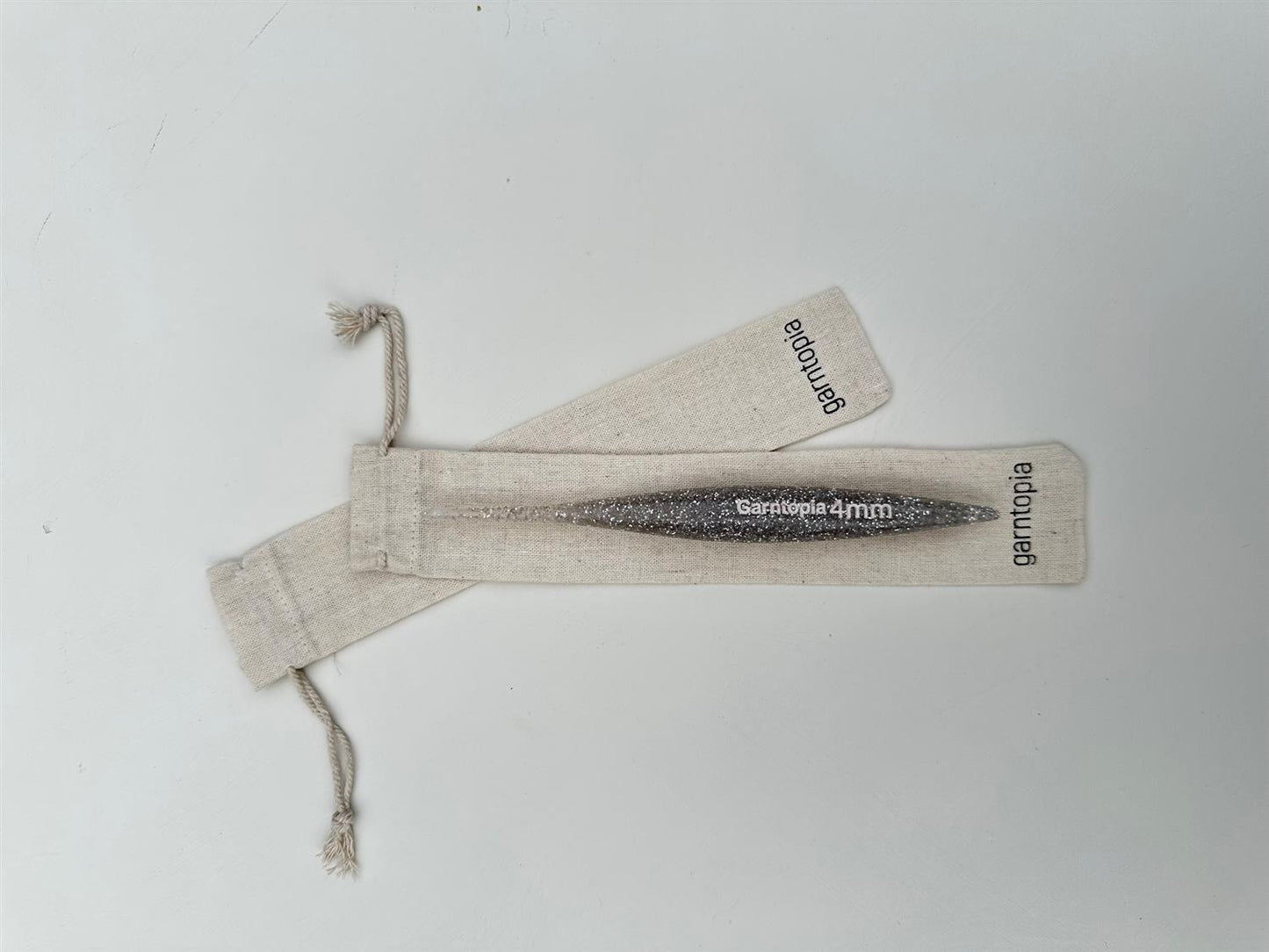 Heklenål Resin Sølv-  4 mm - Garntopia - Garntopia