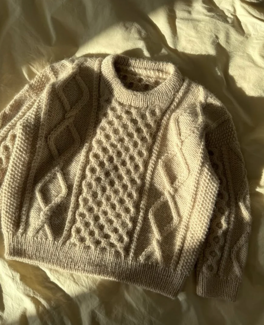 Dagmar Sweater Junior - Papir - PetiteKnit - Garntopia