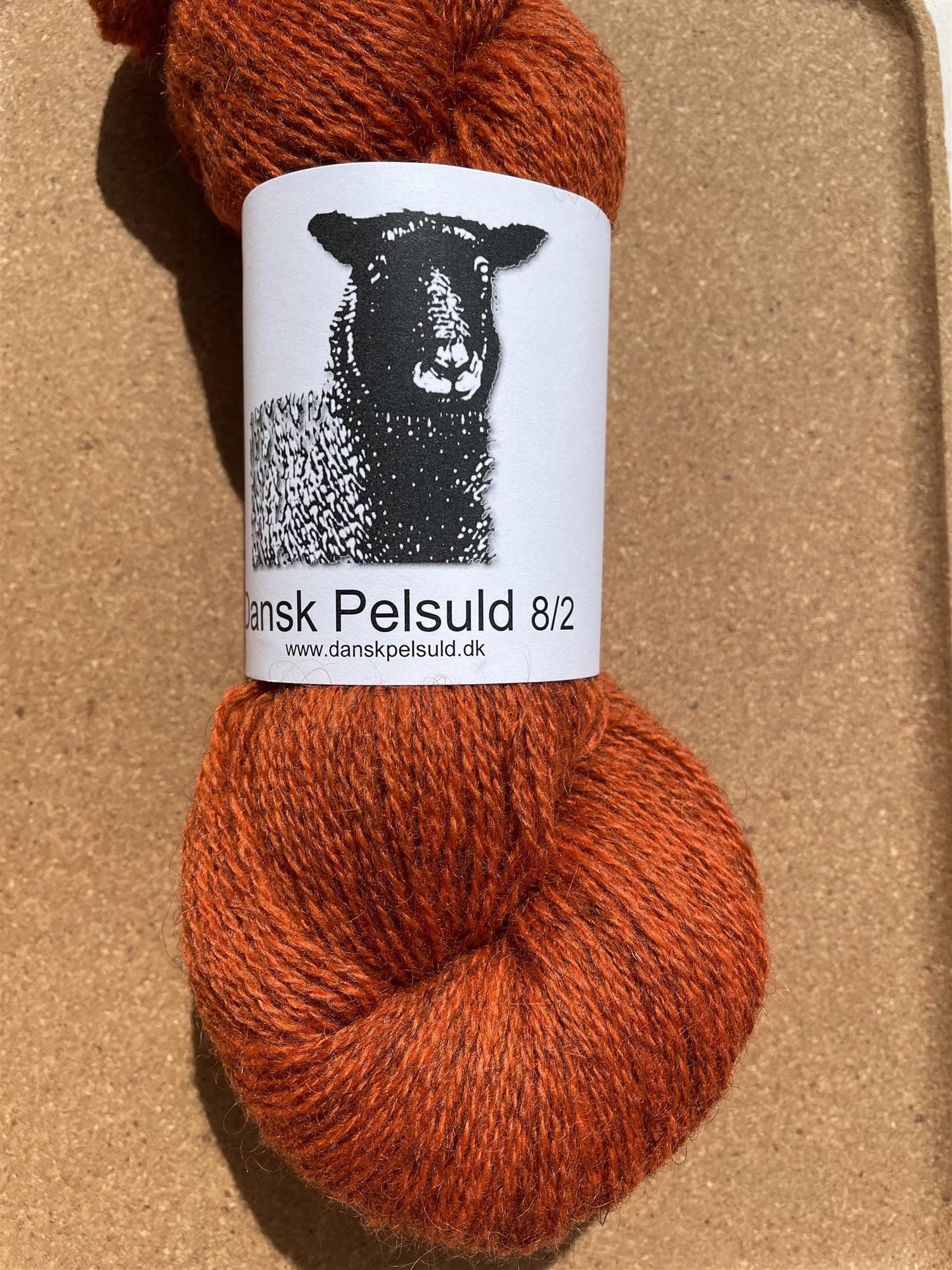 15 Rønnebær  -  Dansk pelsuld 8/2 - Hjelholt - Garntopia