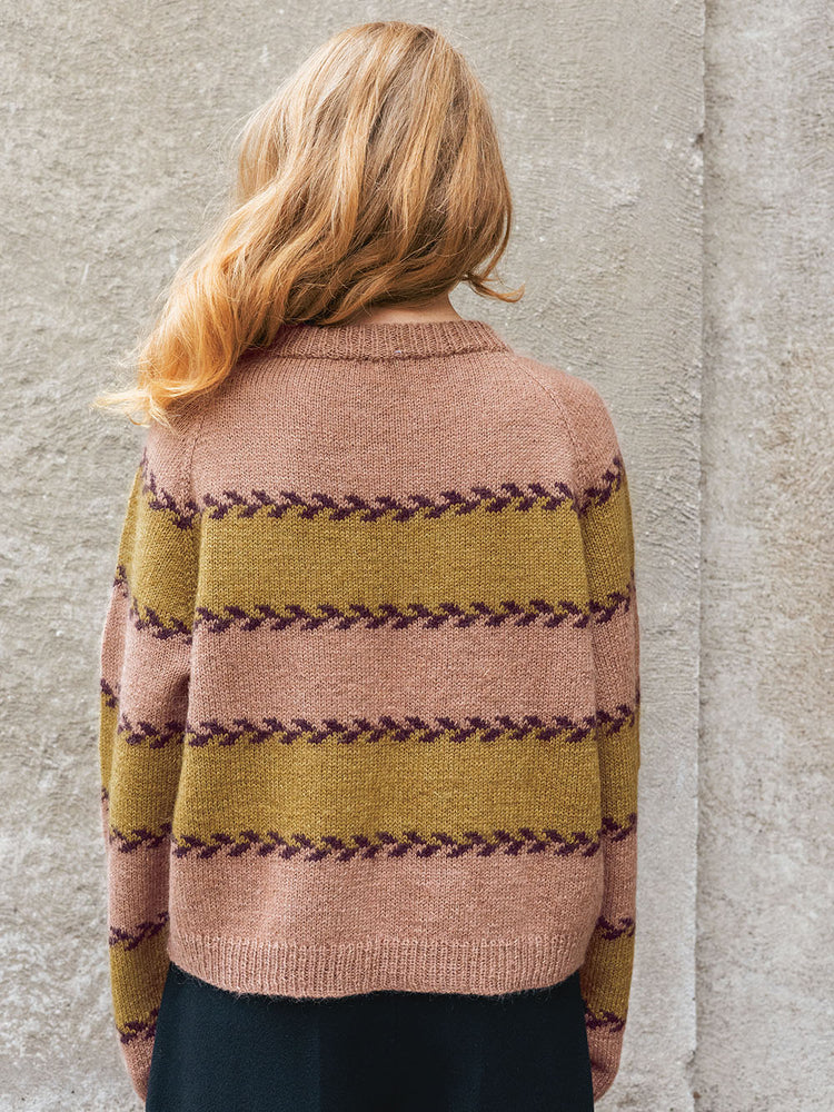 2510 - Norske Ikoner Voksen - NR. 5 ASTRID RAGLANGENSER - Sandnes garn - Garntopia