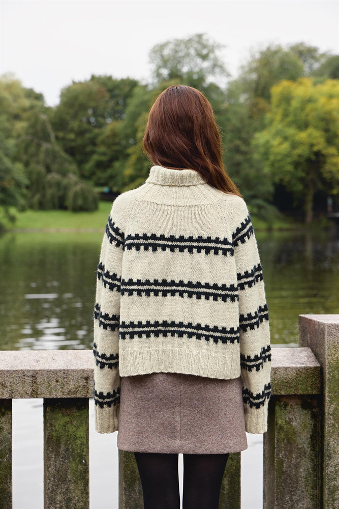 2513 - Atlas - NR 1 RIDGE SWEATER