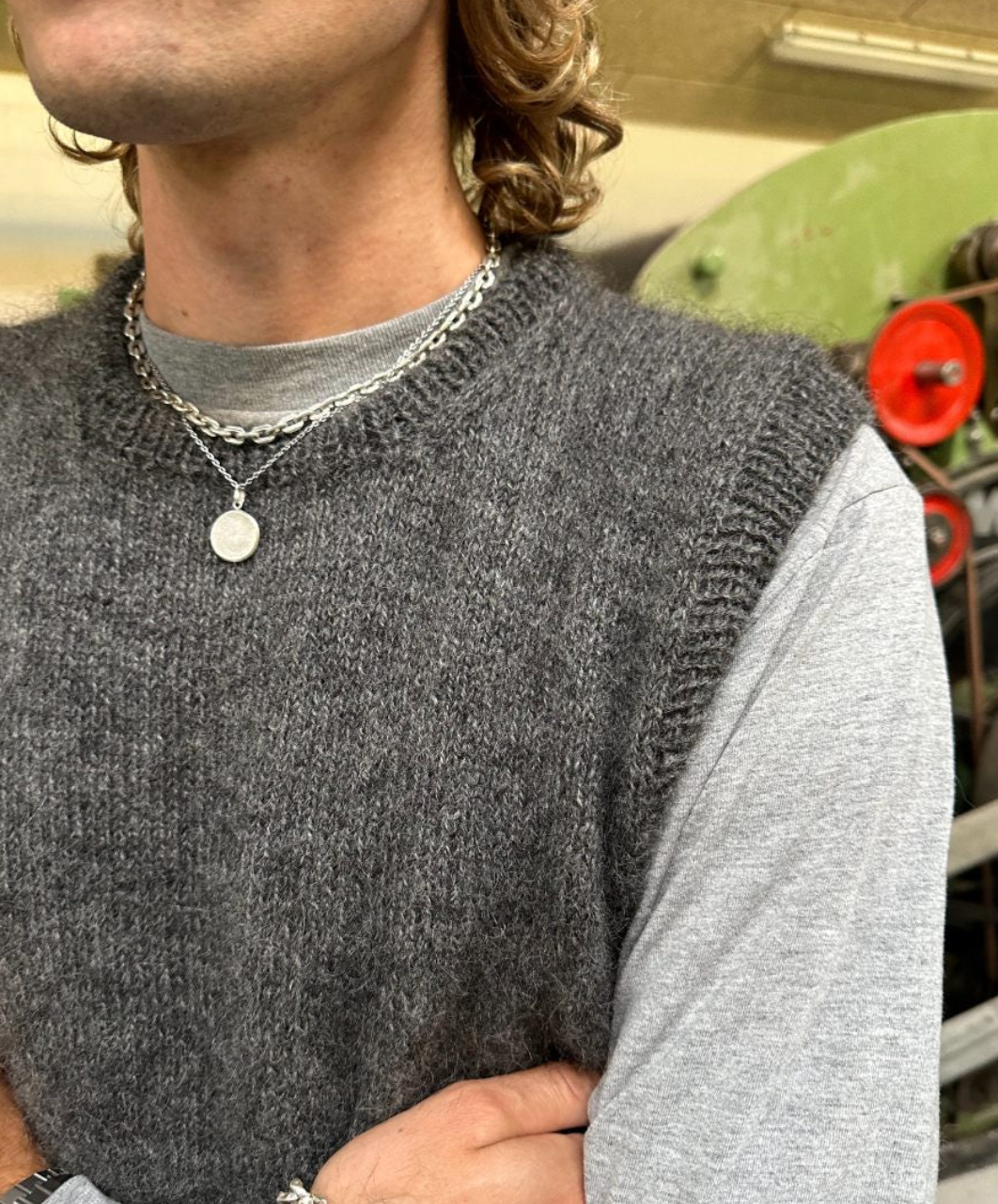 Novice Slipover Man - Papir - PetiteKnit - Garntopia