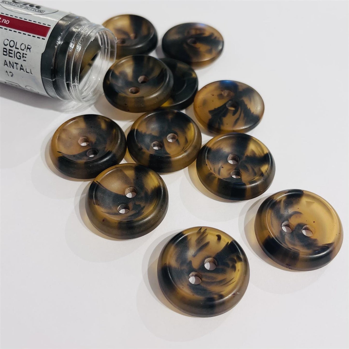 Tortoise Lysebrun - 25 mm - Ukjent - Garntopia