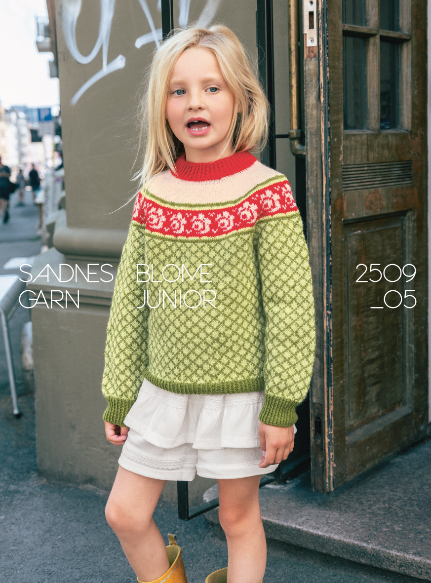 2509 - Norske ikoner junior - Nr. 5 Blome Junior - Sandnes garn - Garntopia